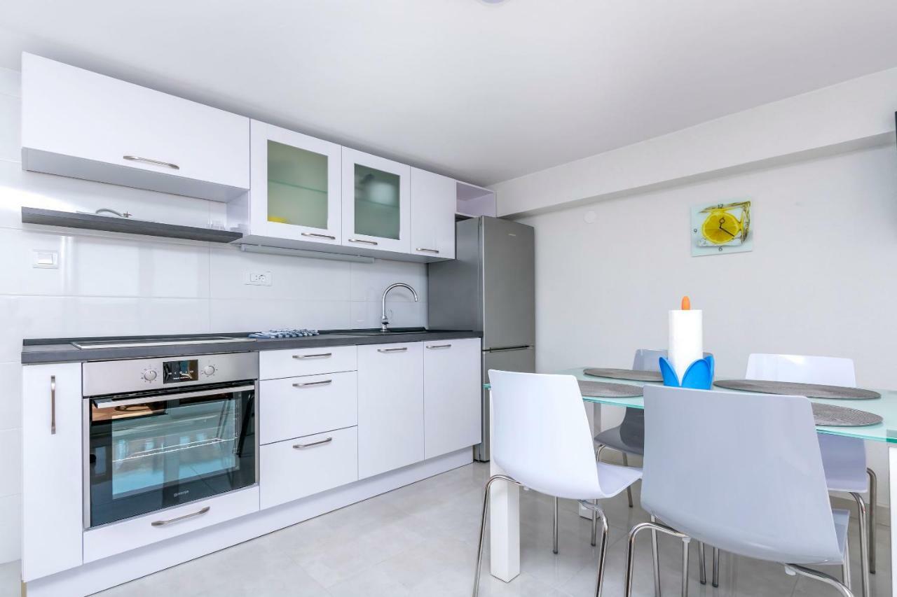 Apartments Hrgovic Rogoznica  Dış mekan fotoğraf